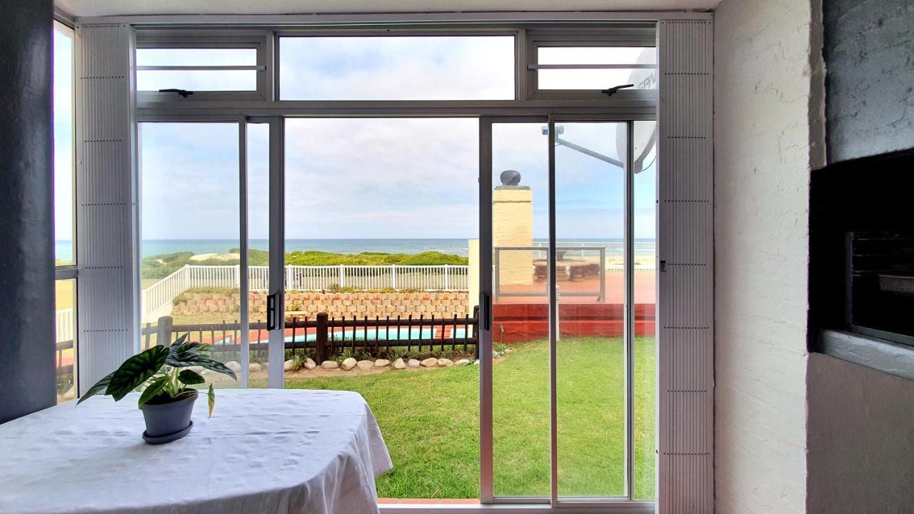 Family Beach Escape: Fully-Equipped 6 Sleeper Apartment Jeffreys Bay Kültér fotó